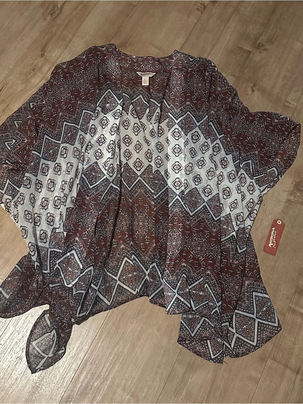 Arizona Jean Company Maroon and White Patterned Open-Front Poncho